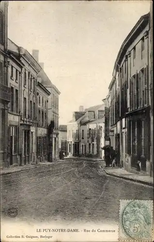 Ak Le Puy Notre Dame Maine et Loire, Rue du Commerce