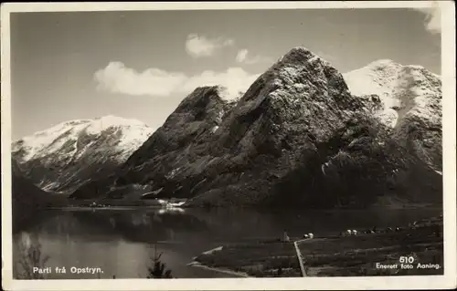 Ak Oppstryn Norwegen, Panorama, Blick auf die Berge