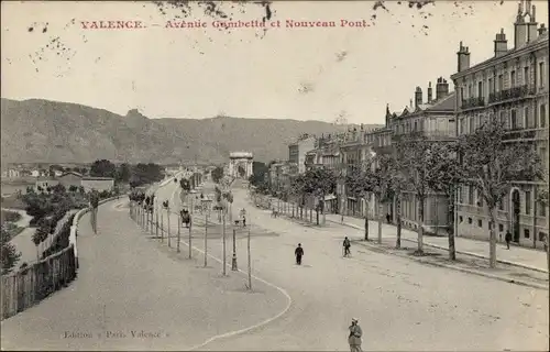 Ak Valence Drôme, Avenue Gambetta et Nouveau Pont