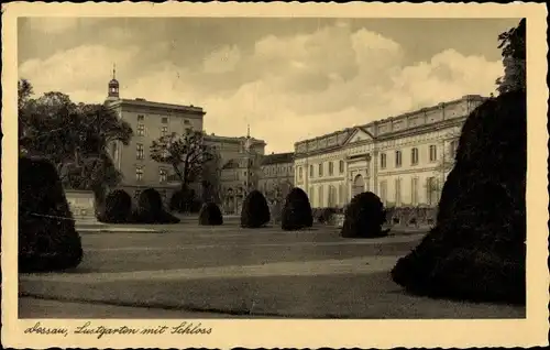 Ak Dessau in Sachsen Anhalt, Lustgarten mit Schloss