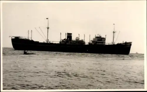 Foto Ak Blick auf einen Frachter, Frachtschiff