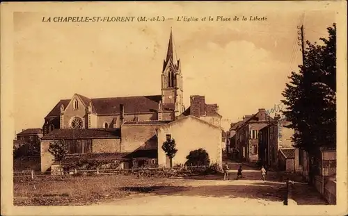 Ak Chapelle Saint Florent Maine-et-Loire, L'Eglise et la Place de la Liberte