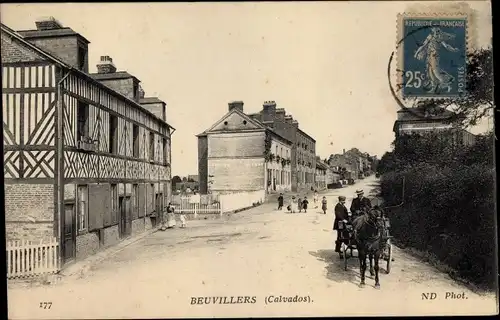 Ak Beuvillers Calvados, Straßenpartie