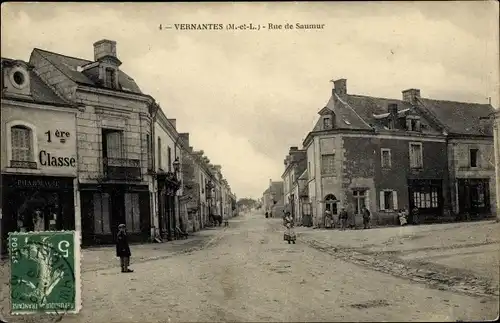 Ak Vernantes Maine et Loire, Rue de Saumur