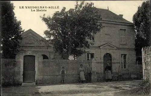 Ak Vaudelnay Rille Maine et Loire, La Mairie