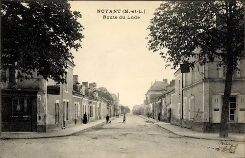 Ak Noyant Maine et Loire, Route du Lude