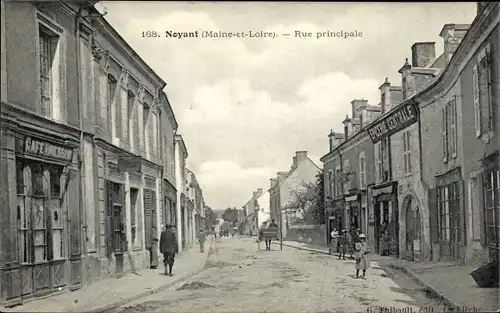 Ak Noyant Maine et Loire, Rue principale