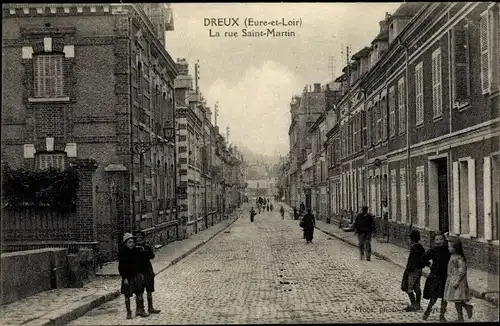 Ak Dreux Eure et Loir, La rue Saint Martin