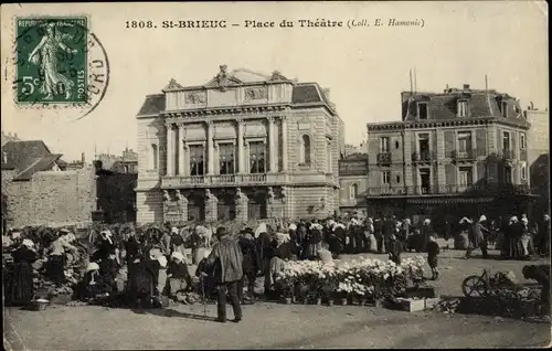 Ak Saint Brieuc Côtes d'Armor, Place du Theatre