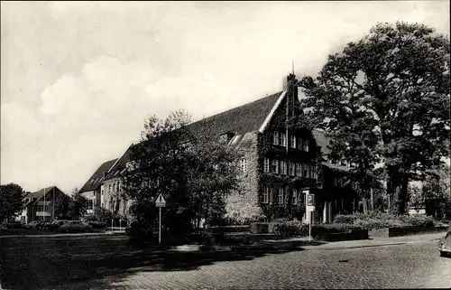 Ak Pinneberg in Schleswig Holstein, Straßenpartie