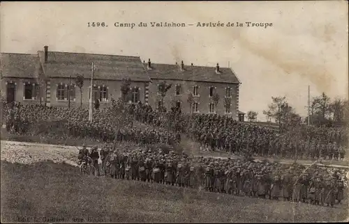 Ak Valdahon Doubs Frankreich, Arrivee de la Troupe