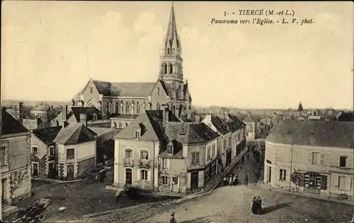 Ak Tiercé Maine et Loire, Panorama vers l'Eglise