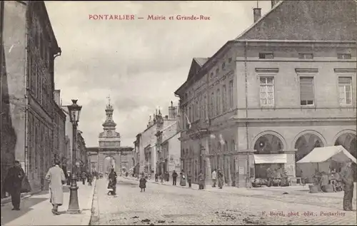 Ak Pontarlier Doubs, Mairie et Grande Rue