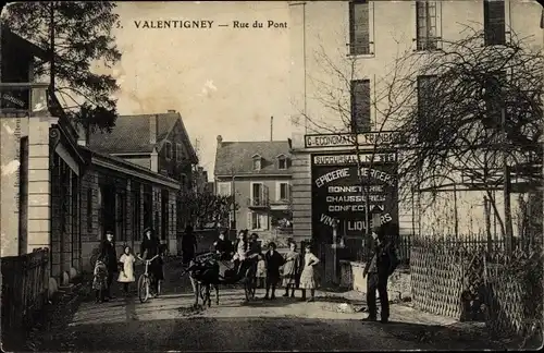 Ak Valentigney Doubs, Rue du Pont