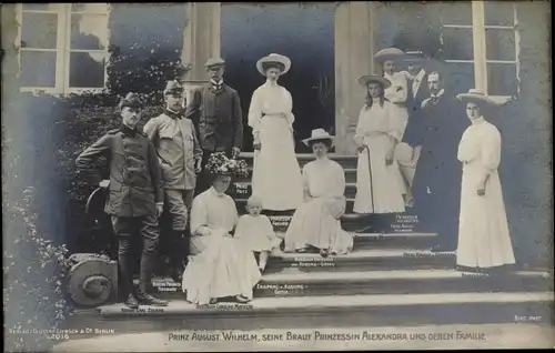 Ak Prinz August Wilhelm von Preußen, Prinzessin Alexandra und deren Familie, Liersch 2016