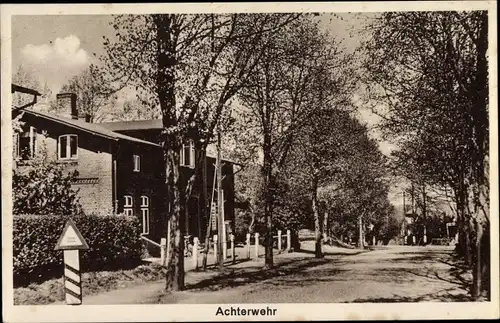 Ak Achterwehr in Holstein, Straßenpartie im Ort