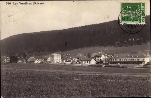 Ak Les Verrières Kanton Neuenburg, Blick auf den Ort