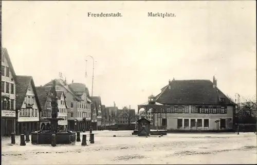 Ak Freudenstadt im Nordschwarzwald, Marktplatz