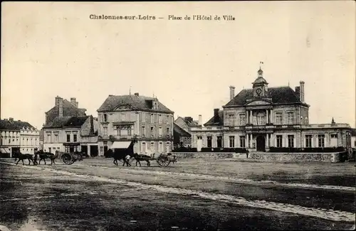 Ak Chalonnes sur Loire Maine et Loire, Place de l'Hotel de Ville