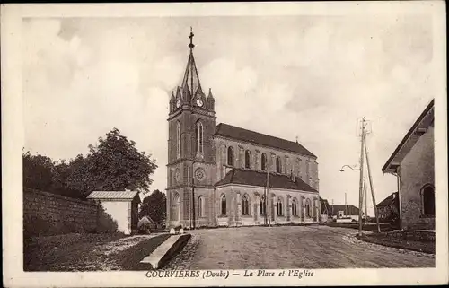 Ak Courvieres Doubs, La Place et Eglise