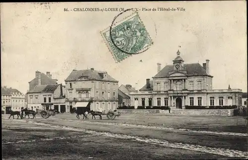 Ak Chalonnes sur Loire Maine et Loire, Place de l'Hotel de Ville