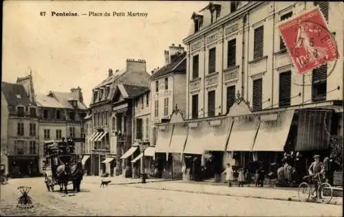 Ak Pontoise Val d'Oise, La Place du Petit Martroy