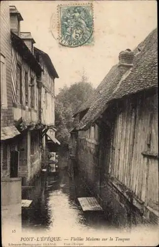 Ak Pont l Eveque Calvados, Vieilles Maisons sur la Touques