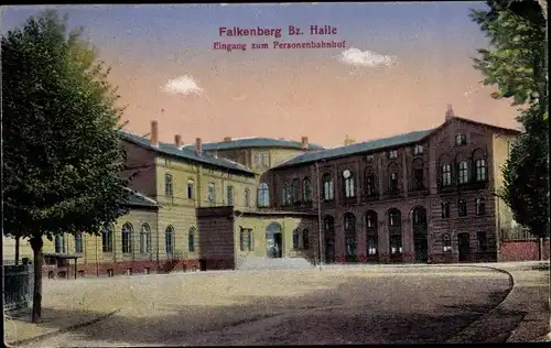 Ak Falkenberg an der Elster, Eingang zum Personenbahnhof