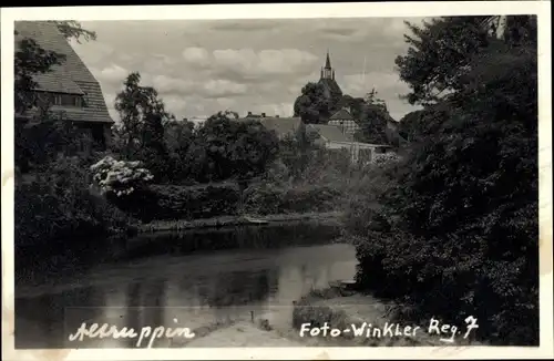 Foto Ak Altruppin Neuruppin in Brandenburg, Teilansicht, Kirche