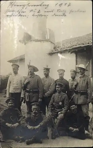 Foto Ak Deutsche Soldaten in Uniformen, Pfingstsonntag 1917