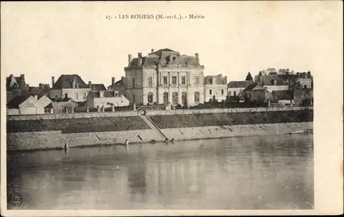 Ak Les Rosiers Maine et Loire, La Mairie