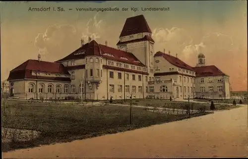 Ak Arnsdorf Sachsen, Verwaltungsgebäude der Kgl. Landesanstalt