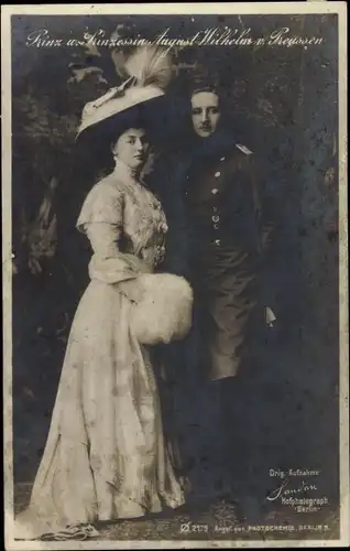 Ak Prinz August Wilhelm und Alexandra Viktoria von Preußen, PH 2179