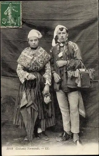 Ak Calvados, Costumes Normands