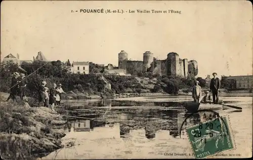 Ak Pouancé Maine et Loire, Les Vieilles Tours et l'Etang