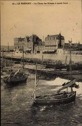 Ak Le Treport Seine Maritime, La Chute des Ecluses à marée basse