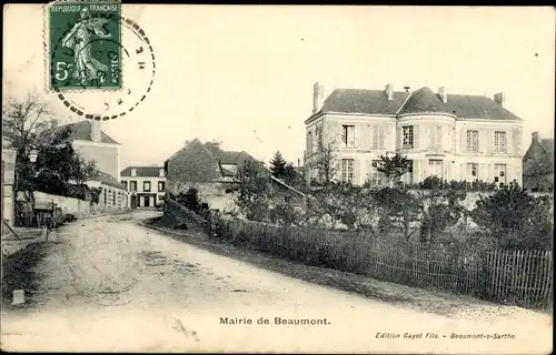 Ak Beaumont Sarthe, La Mairie