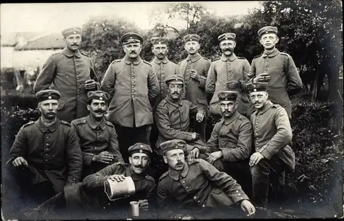 Foto Ak Gruppenbild Deutsche Soldaten, Kaiserreich
