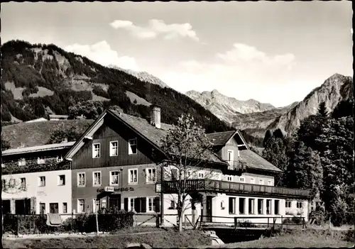 Ak Fischen im Allgäu in Schwaben, Gasthaus Mineralbad Au, Außenansicht