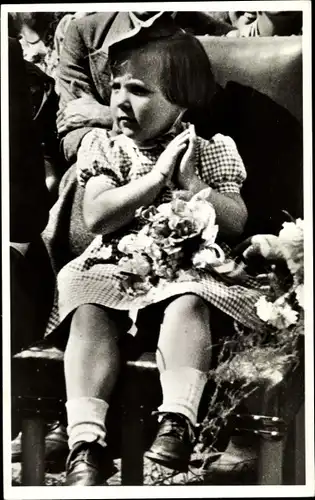 Ak Baarn Utrecht Niederlande, Prinses Margriet, Anjerdag 1946, Tochter von Königin Juliana