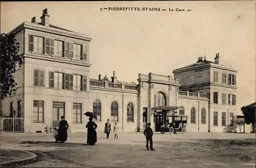 Ak Pierrefitte Stains Saint Denis, La Gare