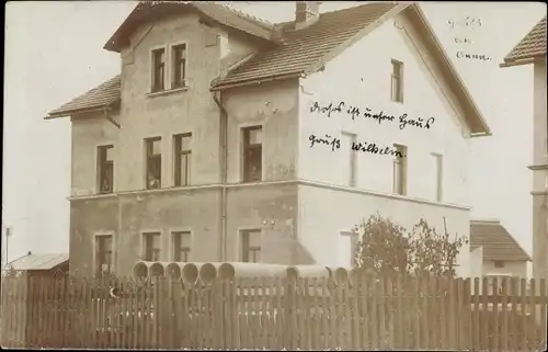 Foto Ak Ingolstadt an der Donau Oberbayern, Blick auf ein Wohnhaus