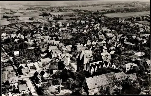 Ak Obernkirchen im Kreis Schaumburg, Blick auf den Ort, Fliegeraufnahme