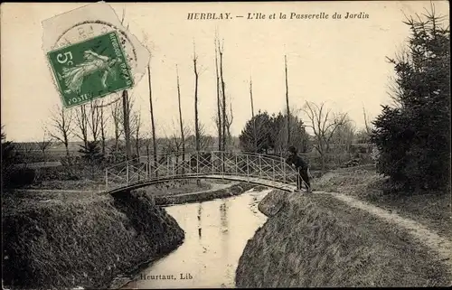 Ak Herblay Val d’Oise, L'Ile et la Passerelle du Jardin