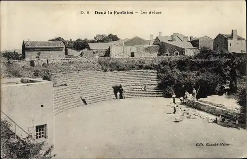 Ak Doué la Fontaine Maine et Loire, Les Arenes