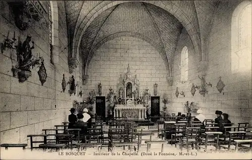 Ak Doué la Fontaine Maine et Loire, Le Bosquet, Interieur de la Chapelle