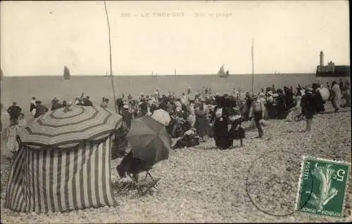 Ak Le Treport Seine Maritime, Sur la Plage