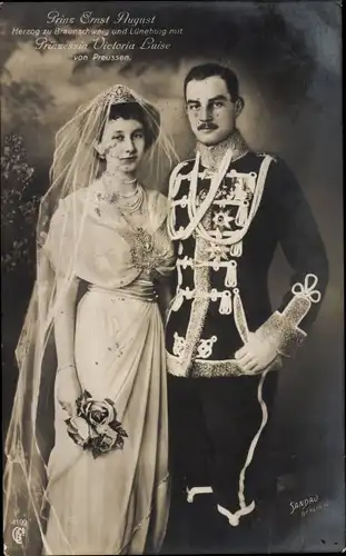 Ak Herzog Ernst August von Braunschweig, Prinzessin Victoria Luise von Preußen, Hochzeit