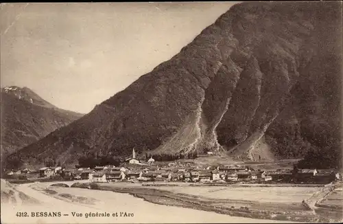 Ak Bessans Savoie, Vue générale et l'Arc