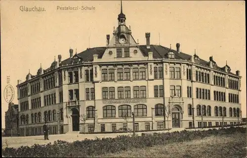 Ak Glauchau in Sachsen, Pestalozzi Schule